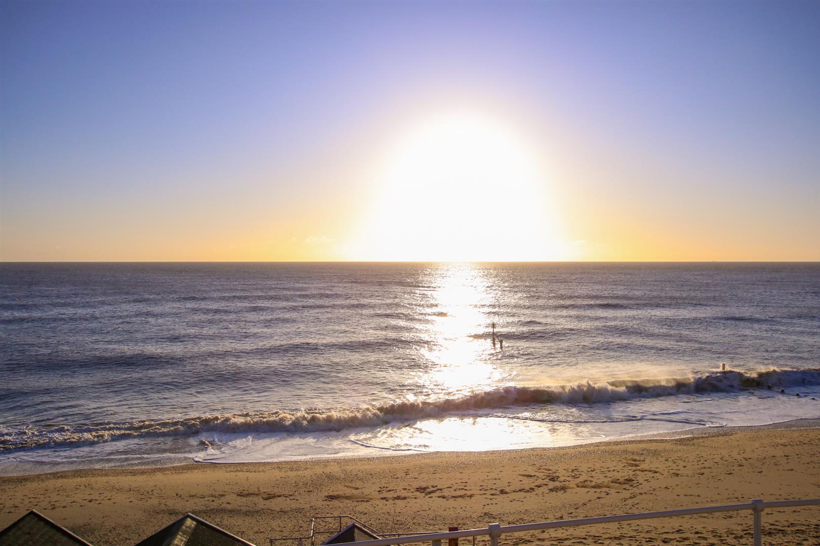 North Parade, Southwold Gallery Image